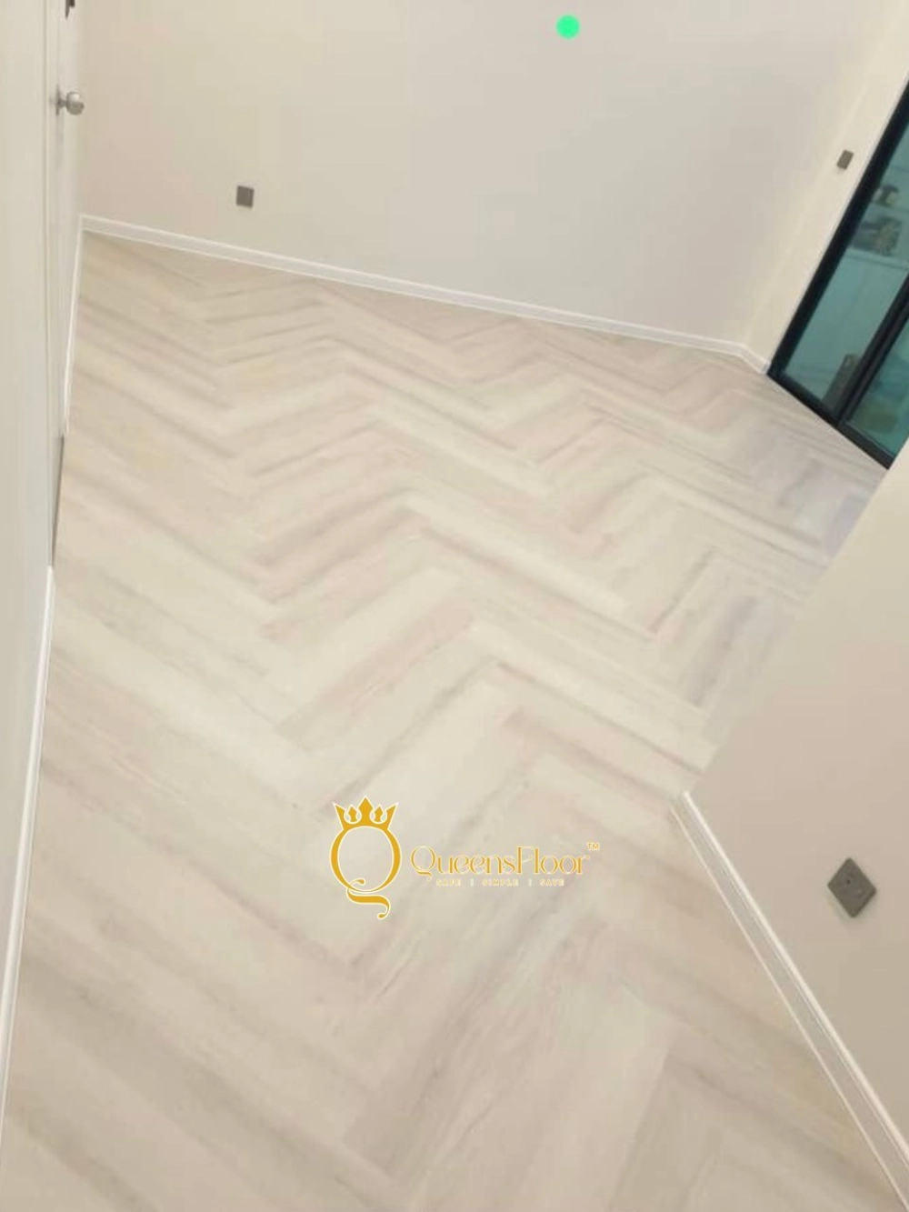 Queensfloor vs Avertonflooring