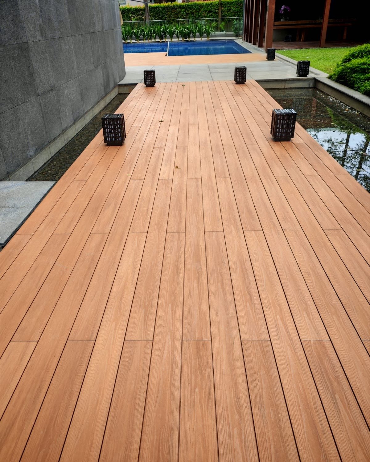 EcoR Deck