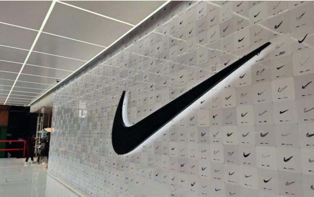 库克增持耐克股票