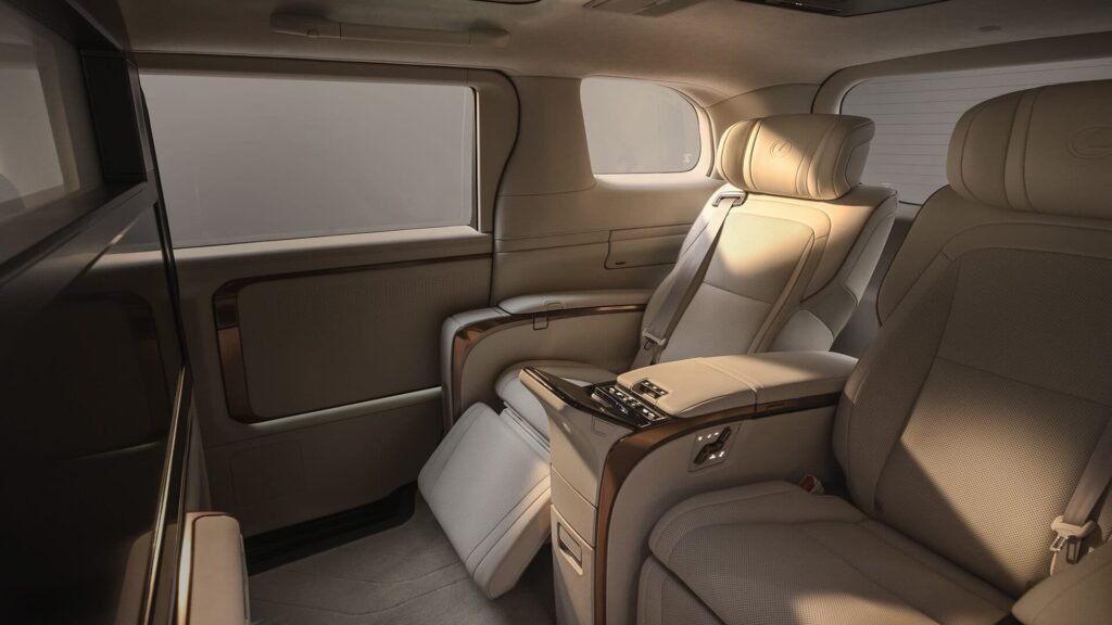  “马来西亚 Lexus 出租”